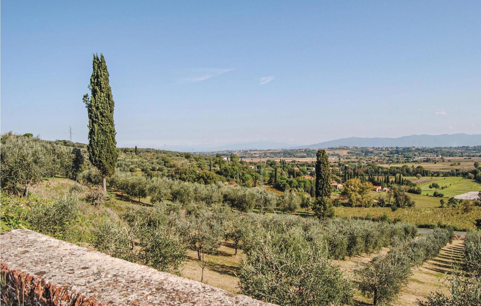 Nice Apartment In Monte San Savino With Kitchen Экстерьер фото